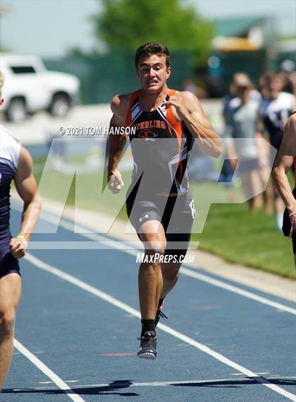 Thumbnail 2 in University Bulldog Invitational photogallery.