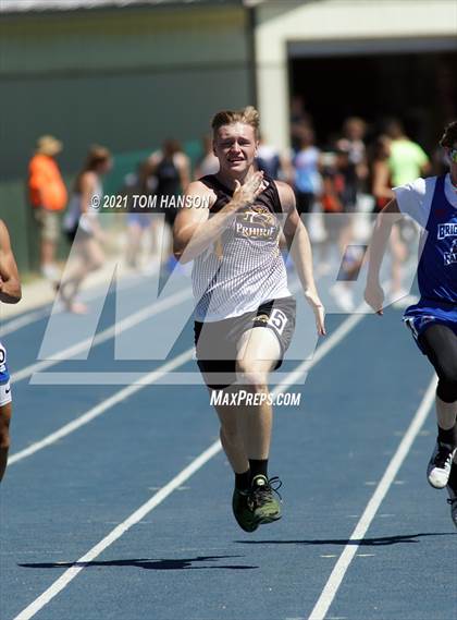 Thumbnail 1 in University Bulldog Invitational photogallery.