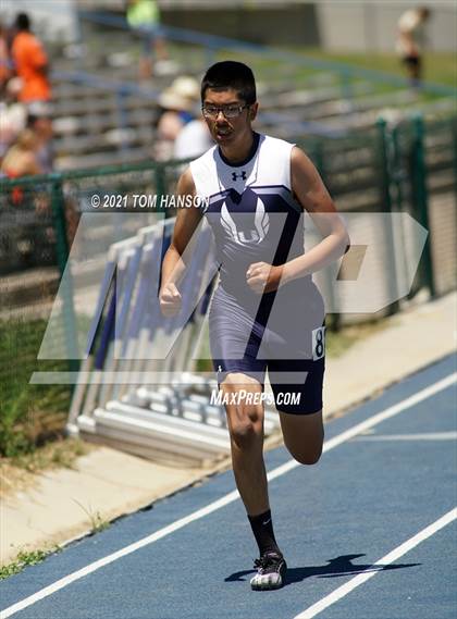 Thumbnail 1 in University Bulldog Invitational photogallery.