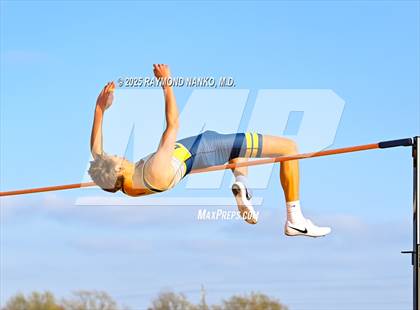 Thumbnail 1 in Pendleton Heights @ Delta (High Jump)  photogallery.