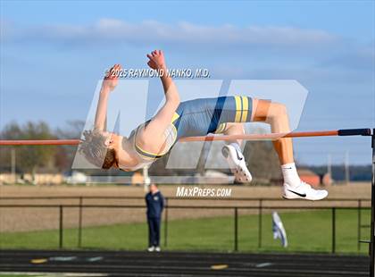 Thumbnail 3 in Pendleton Heights @ Delta (High Jump)  photogallery.