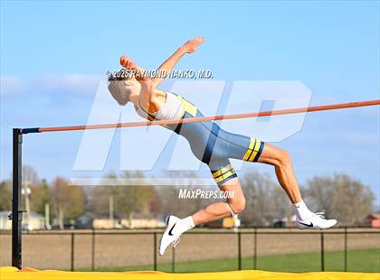 Thumbnail 1 in Pendleton Heights @ Delta (High Jump)  photogallery.