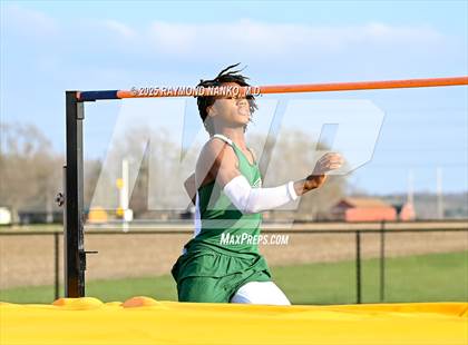 Thumbnail 1 in Pendleton Heights @ Delta (High Jump)  photogallery.