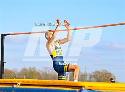 Thumbnail 3 in Pendleton Heights @ Delta (High Jump)  photogallery.