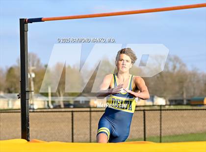 Thumbnail 1 in Pendleton Heights @ Delta (High Jump)  photogallery.