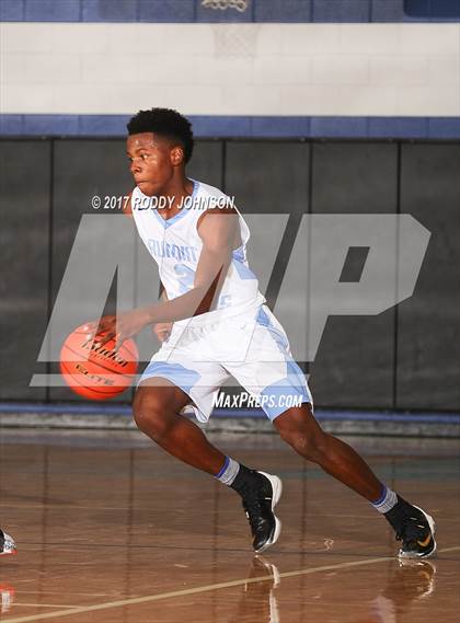 Thumbnail 3 in Sam Rayburn vs. Crosby (McDonald's Texas Invitational) photogallery.