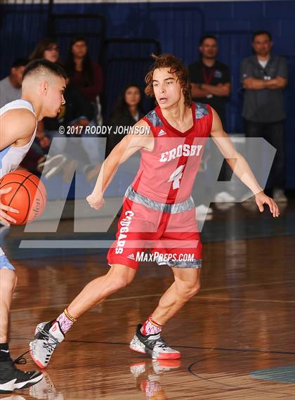 Thumbnail 1 in Sam Rayburn vs. Crosby (McDonald's Texas Invitational) photogallery.