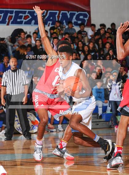 Thumbnail 2 in Sam Rayburn vs. Crosby (McDonald's Texas Invitational) photogallery.
