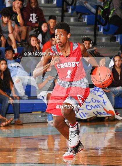 Thumbnail 2 in Sam Rayburn vs. Crosby (McDonald's Texas Invitational) photogallery.
