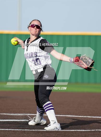 Thumbnail 1 in College Station vs. Weimar (Navasota Tournament) photogallery.