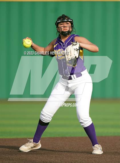Thumbnail 2 in College Station vs. Weimar (Navasota Tournament) photogallery.