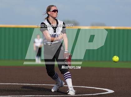 Thumbnail 2 in College Station vs. Weimar (Navasota Tournament) photogallery.