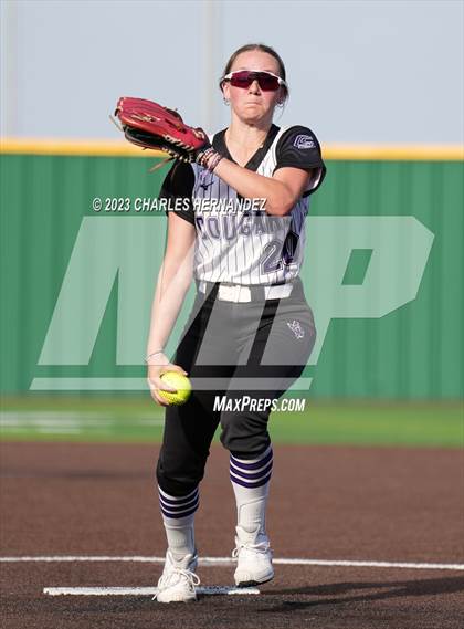 Thumbnail 1 in College Station vs. Weimar (Navasota Tournament) photogallery.