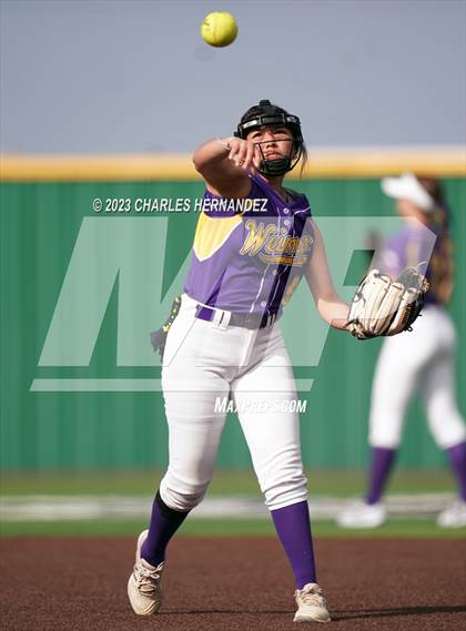 Thumbnail 1 in College Station vs. Weimar (Navasota Tournament) photogallery.