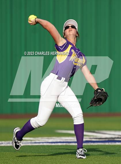 Thumbnail 2 in College Station vs. Weimar (Navasota Tournament) photogallery.