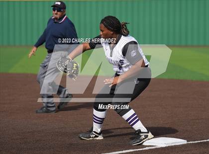 Thumbnail 2 in College Station vs. Weimar (Navasota Tournament) photogallery.