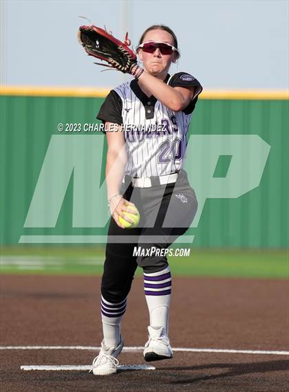 Thumbnail 2 in College Station vs. Weimar (Navasota Tournament) photogallery.