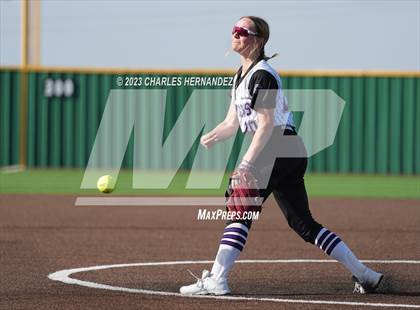 Thumbnail 3 in College Station vs. Weimar (Navasota Tournament) photogallery.