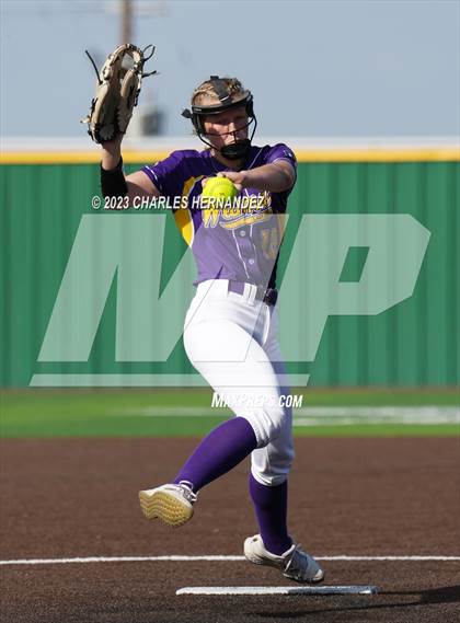 Thumbnail 3 in College Station vs. Weimar (Navasota Tournament) photogallery.