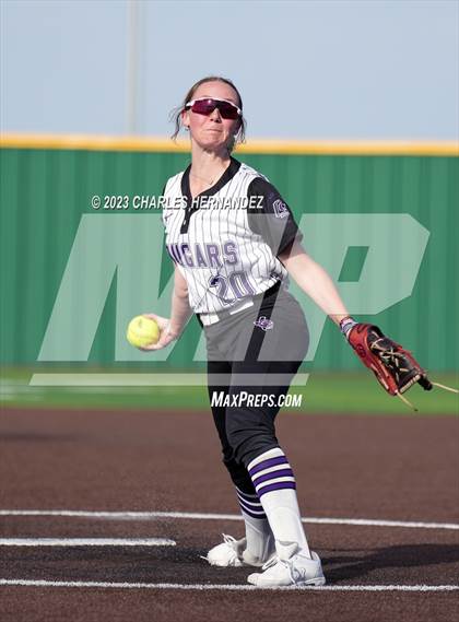 Thumbnail 2 in College Station vs. Weimar (Navasota Tournament) photogallery.