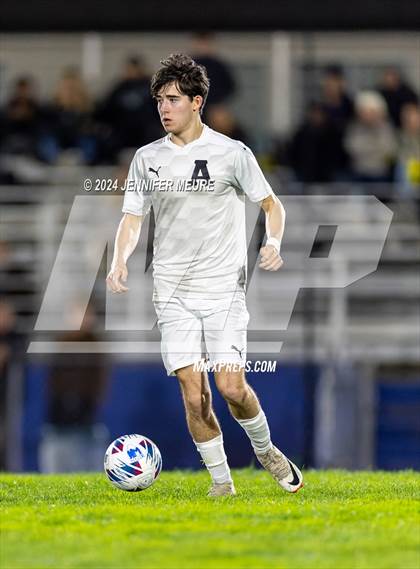 Thumbnail 3 in Newark Memorial vs. Alameda photogallery.