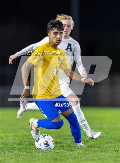 Thumbnail 3 in Newark Memorial vs. Alameda photogallery.