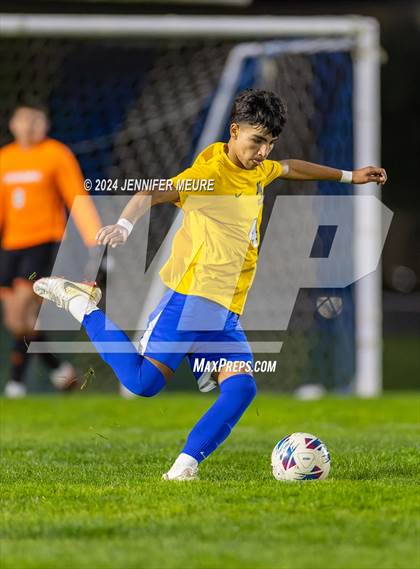 Thumbnail 3 in Newark Memorial vs. Alameda photogallery.