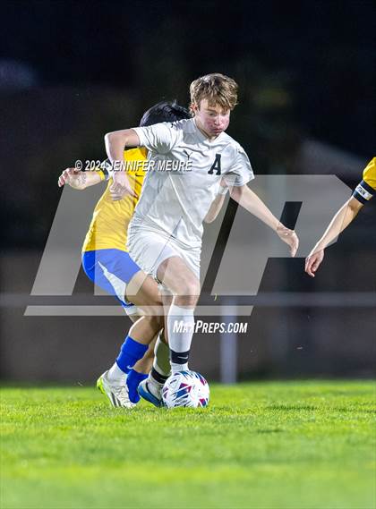 Thumbnail 1 in Newark Memorial vs. Alameda photogallery.