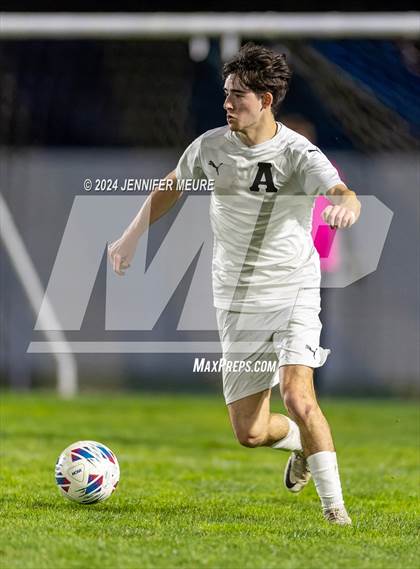 Thumbnail 2 in Newark Memorial vs. Alameda photogallery.