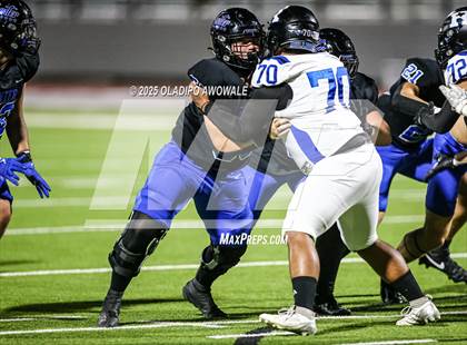 Thumbnail 3 in Gunter @ Rice (UIL 3A Football Bi-district) photogallery.