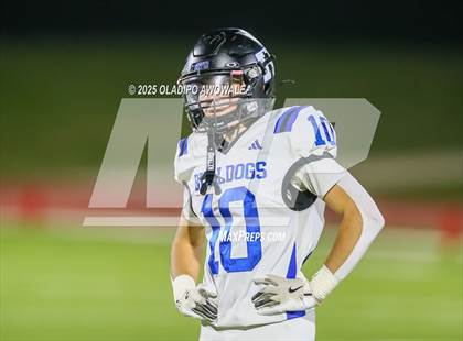 Thumbnail 1 in Gunter @ Rice (UIL 3A Football Bi-district) photogallery.