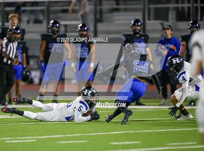 Thumbnail 1 in Gunter @ Rice (UIL 3A Football Bi-district) photogallery.