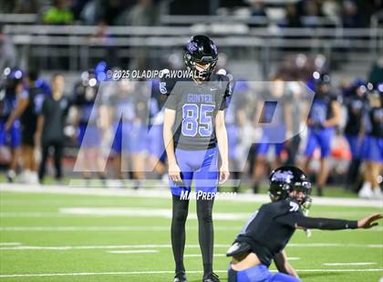 Thumbnail 2 in Gunter @ Rice (UIL 3A Football Bi-district) photogallery.