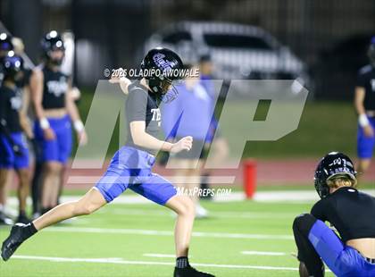 Thumbnail 1 in Gunter @ Rice (UIL 3A Football Bi-district) photogallery.