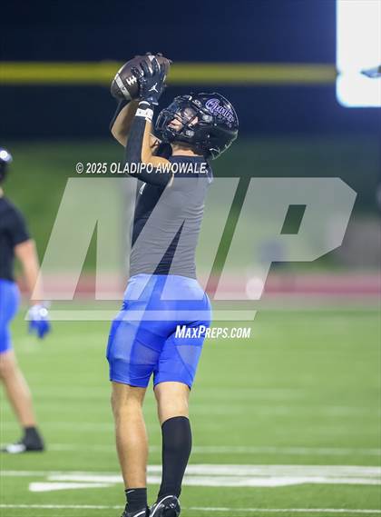 Thumbnail 1 in Gunter @ Rice (UIL 3A Football Bi-district) photogallery.