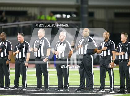 Thumbnail 2 in Gunter @ Rice (UIL 3A Football Bi-district) photogallery.