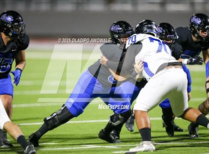 Thumbnail 2 in Gunter @ Rice (UIL 3A Football Bi-district) photogallery.