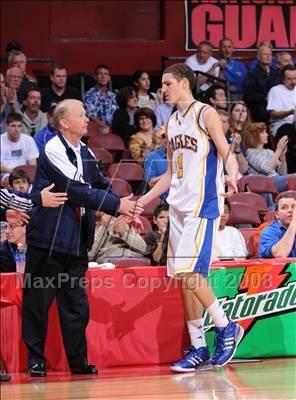 Thumbnail 1 in Bishop Montgomery vs. Santa Margarita (CIF SoCal Regional D3 Final) photogallery.