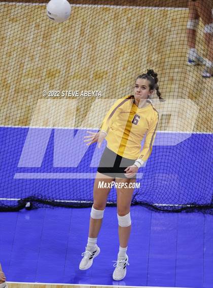 Thumbnail 2 in Windsor vs. Thompson Valley (CHSAA 4A 3rd Round) photogallery.
