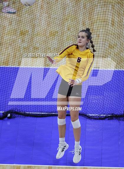 Thumbnail 1 in Windsor vs. Thompson Valley (CHSAA 4A 3rd Round) photogallery.