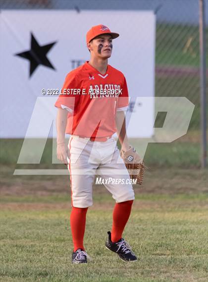 Thumbnail 3 in Boerne vs. Gonzales (UIL 4A Bi-District Playoff Game #1) photogallery.