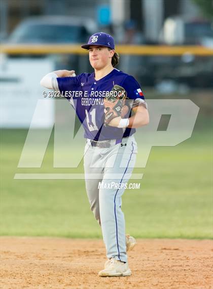 Thumbnail 2 in Boerne vs. Gonzales (UIL 4A Bi-District Playoff Game #1) photogallery.