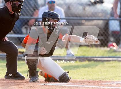Thumbnail 3 in Boerne vs. Gonzales (UIL 4A Bi-District Playoff Game #1) photogallery.
