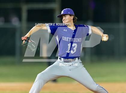 Thumbnail 1 in Boerne vs. Gonzales (UIL 4A Bi-District Playoff Game #1) photogallery.