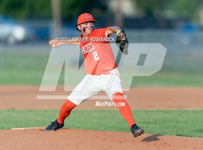 Thumbnail 1 in Boerne vs. Gonzales (UIL 4A Bi-District Playoff Game #1) photogallery.