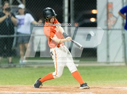 Thumbnail 2 in Boerne vs. Gonzales (UIL 4A Bi-District Playoff Game #1) photogallery.