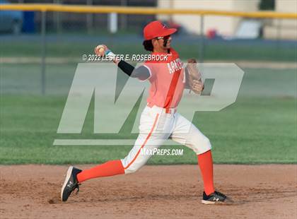 Thumbnail 1 in Boerne vs. Gonzales (UIL 4A Bi-District Playoff Game #1) photogallery.