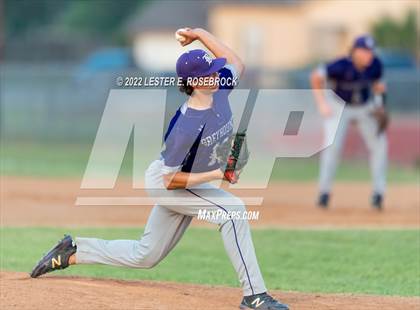 Thumbnail 1 in Boerne vs. Gonzales (UIL 4A Bi-District Playoff Game #1) photogallery.