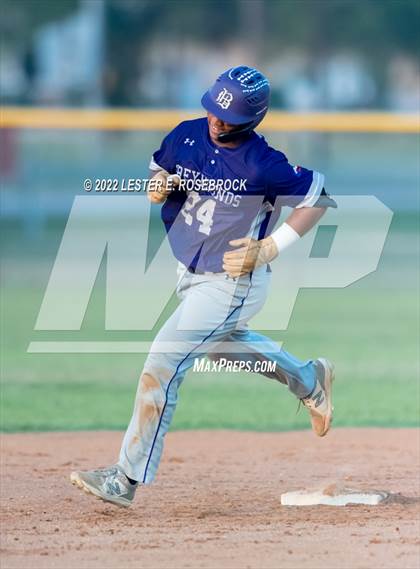 Thumbnail 3 in Boerne vs. Gonzales (UIL 4A Bi-District Playoff Game #1) photogallery.
