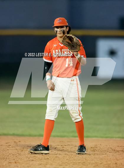 Thumbnail 3 in Boerne vs. Gonzales (UIL 4A Bi-District Playoff Game #1) photogallery.
